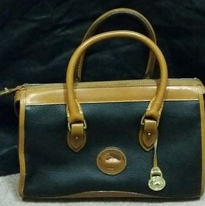 Vintage Dooney&Burke doctors bag
